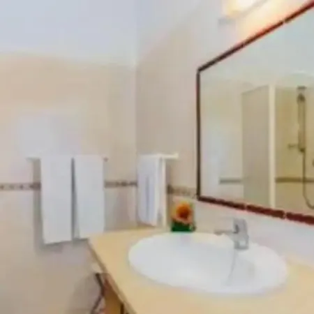 Lagos Accomodation Rooms * لاغوس