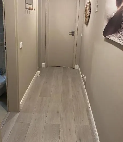 Lagos Accomodation Rooms ホームステイ