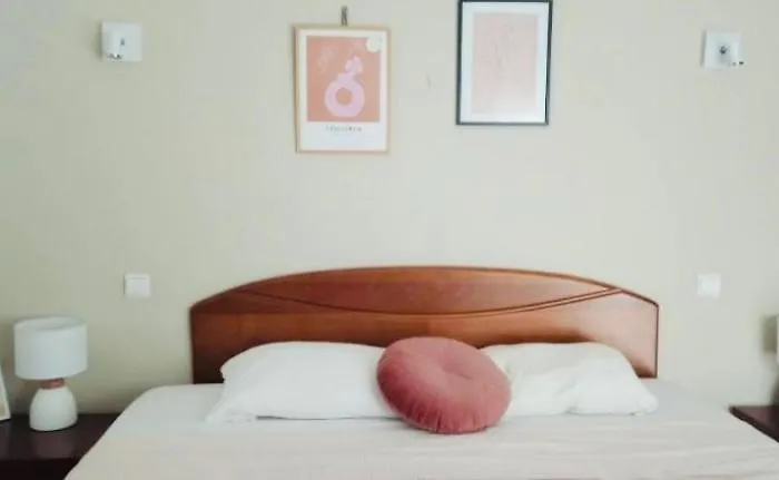 ホームステイ Lagos Accomodation Rooms ラゴス